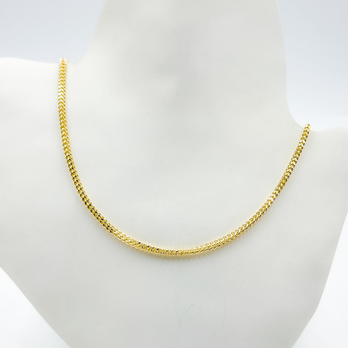 060HVI2004000. 14K Yellow Gold Hollow Franco Chain