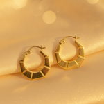 Load image into Gallery viewer, GER135. 14K Gold Hexagon Hollow Hoop Earrings