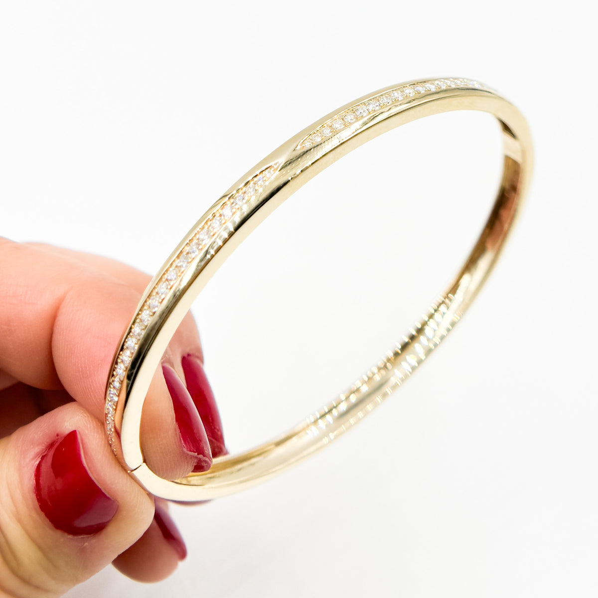 BNJ68608. 14K Solid Yellow Gold Diamond Bangle