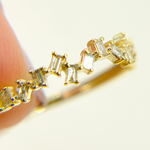 Load image into Gallery viewer, 14K Gold Diamond Ring.  GDR107