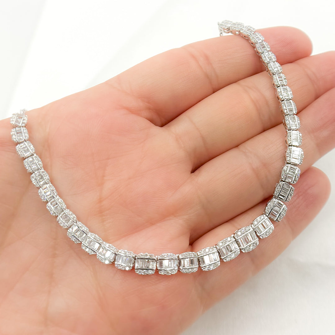 NT404687. 14K Solid Gold Diamond Necklace