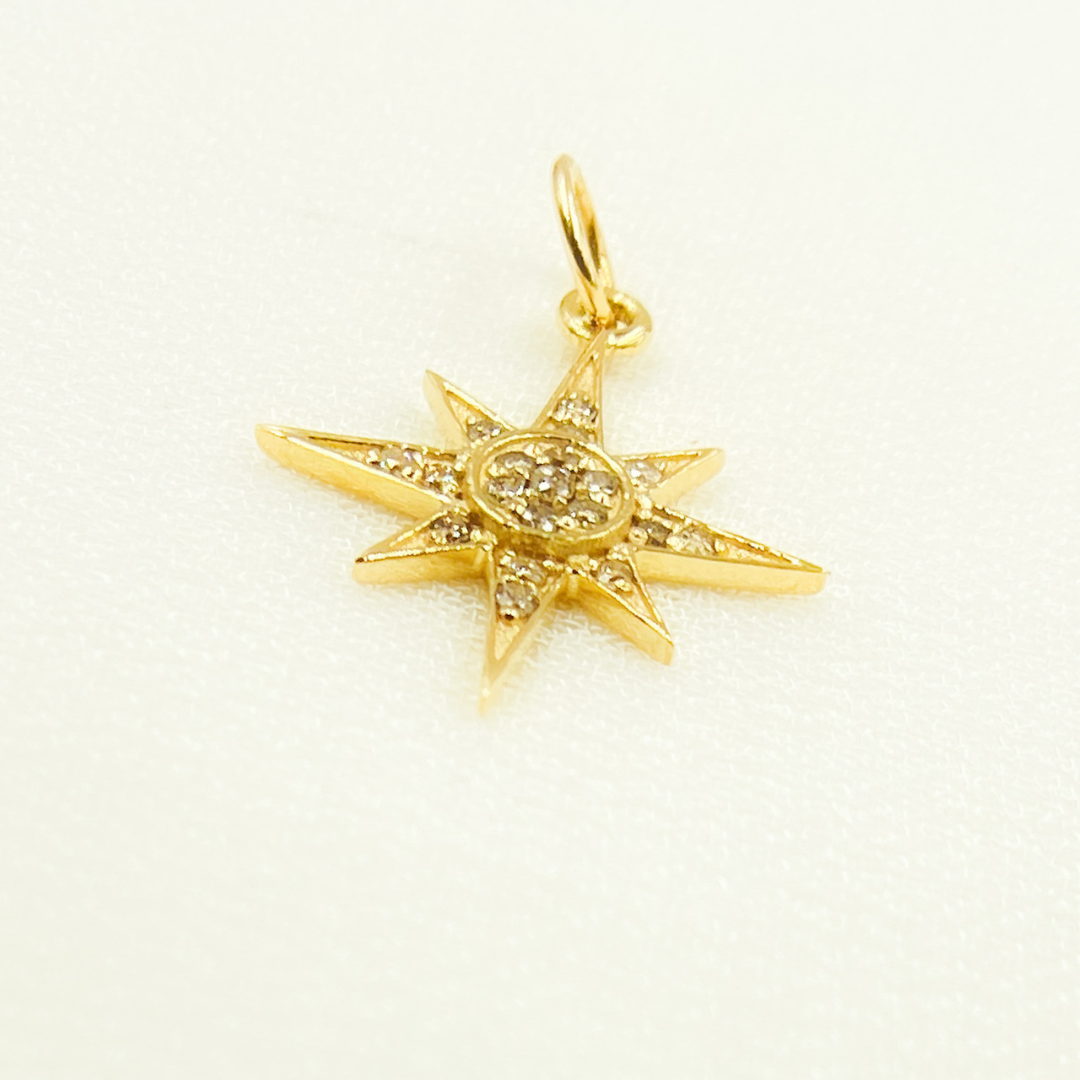 14K Gold Diamond Star Charm. GDP208