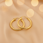 Load image into Gallery viewer, GER61. 14K Hollow Gold Diamond Cut Hoop Earrings