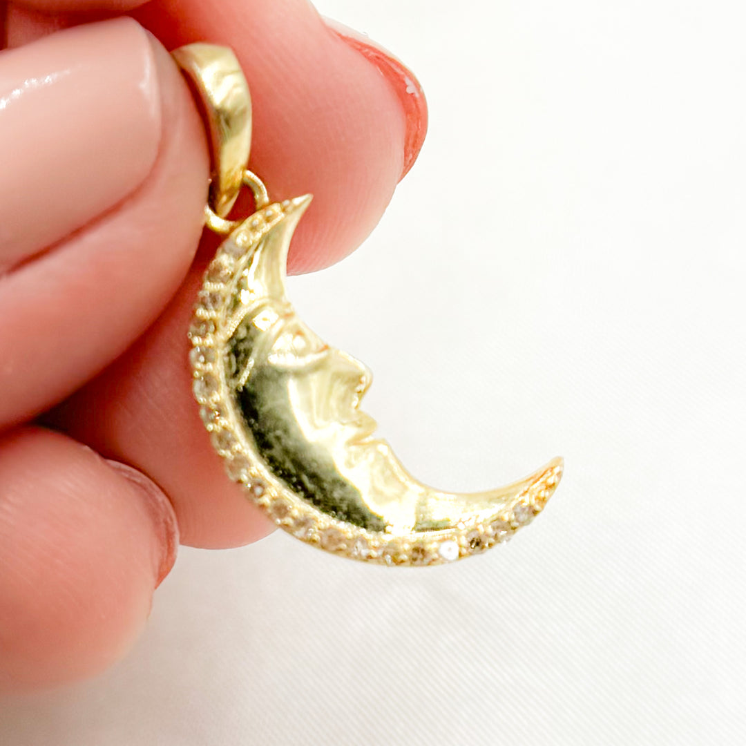 DP701. Diamond Sterling Silver Moon Pendant