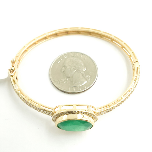 KG91. 14K Solid Gold Diamonds Bangle and Oval Shape in the Center with Diamonds and Emerald