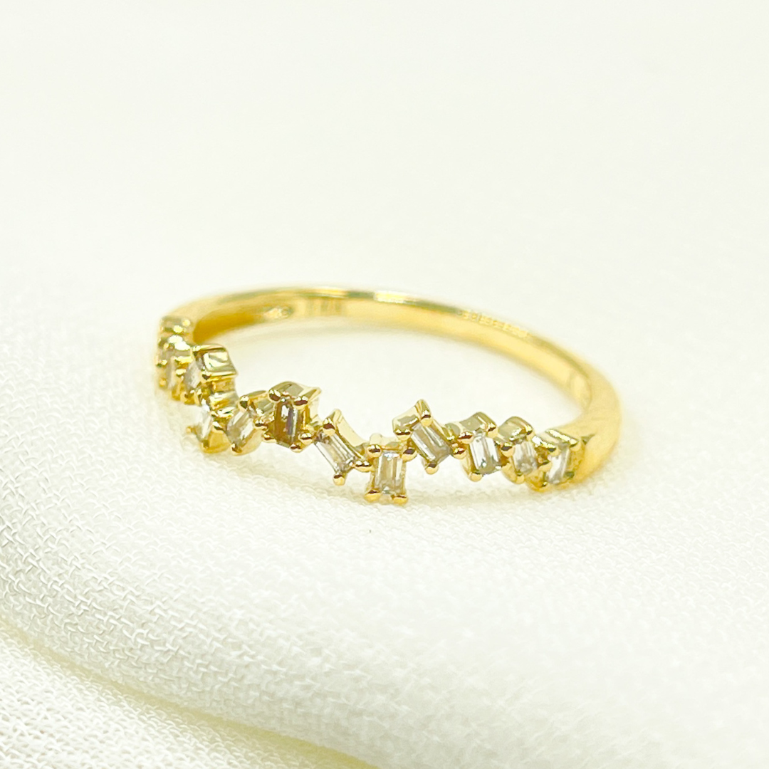 14K Gold Diamond Ring.  GDR107