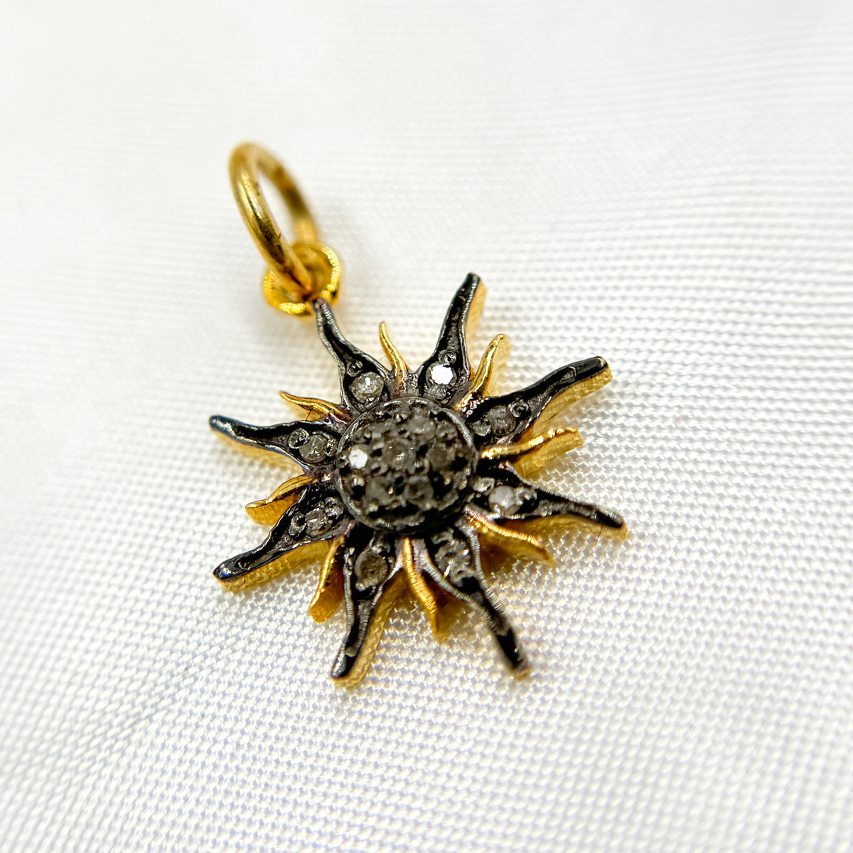 DC399. Diamond Sterling Silver Sun Charm