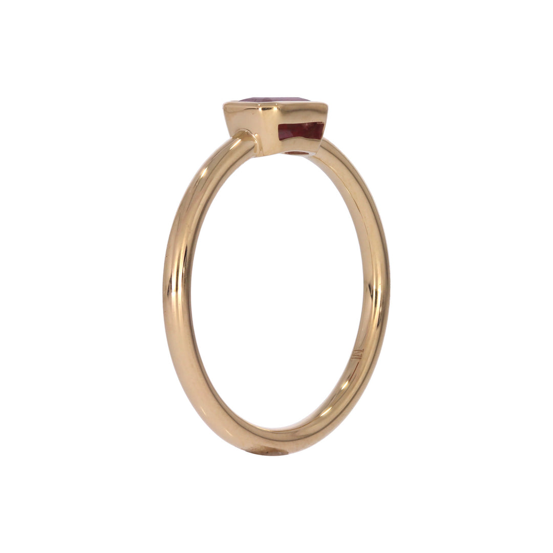 CR96339. 14k Solid Gold Gemstone Ring