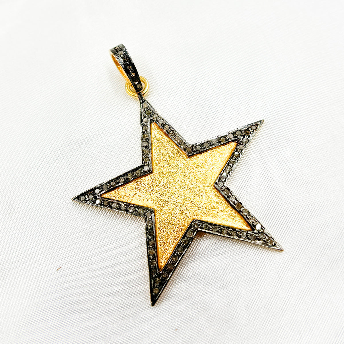 DP363. Diamond Sterling Silver Star Pendant