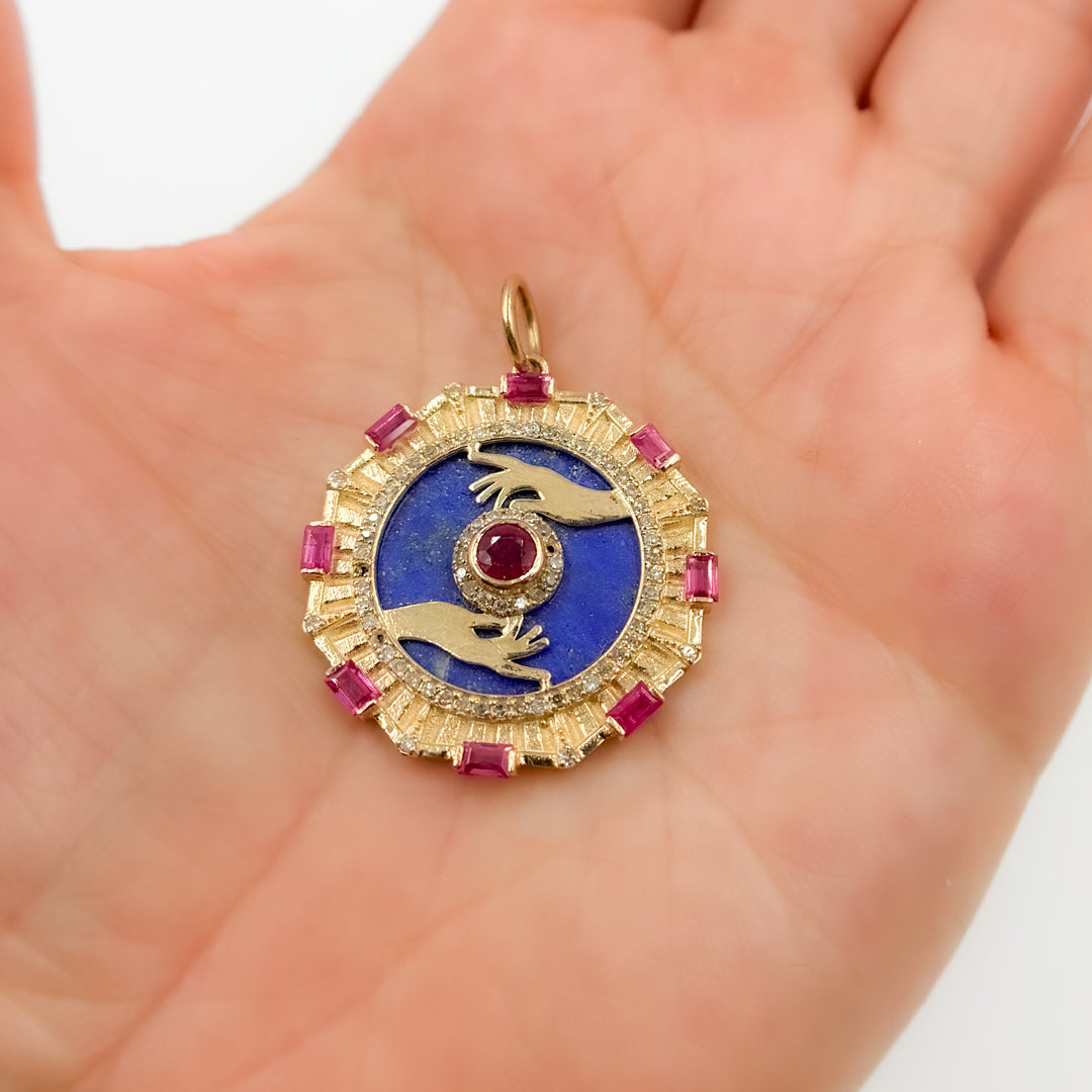 KG282. 14K Gold Hands Pendant