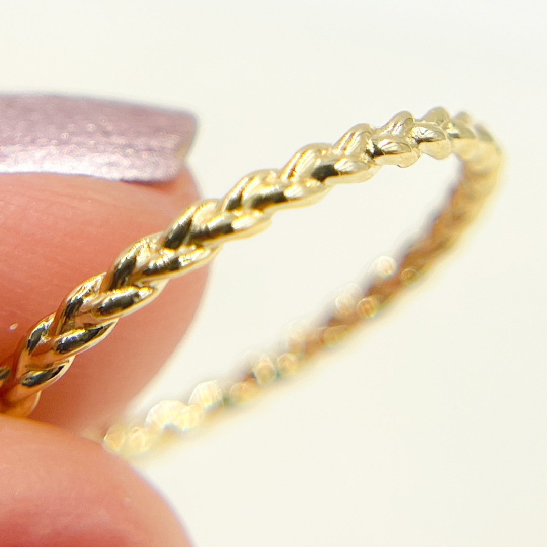 14K Solid Gold Braid Ring. ZGG676