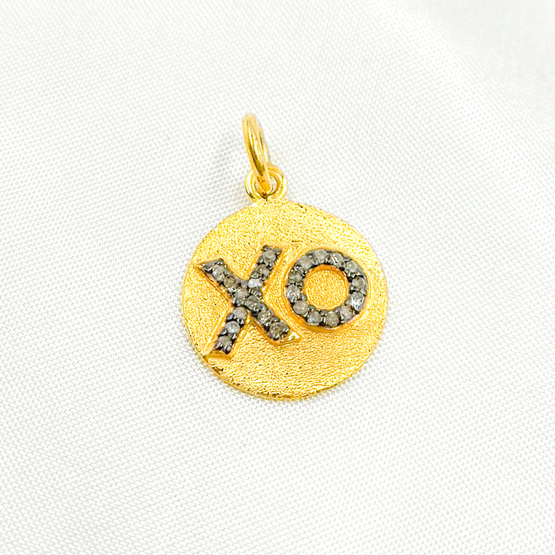 DC822. Diamond Sterling Silver Round "XO" Charm