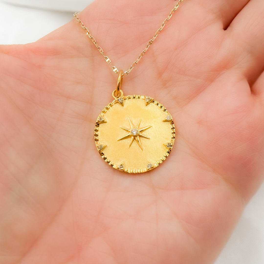 14K Solid Gold Diamonds Circle Star Charm. GDP185