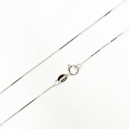 040VEDWG18K. 18K Solid White Gold Box Chain