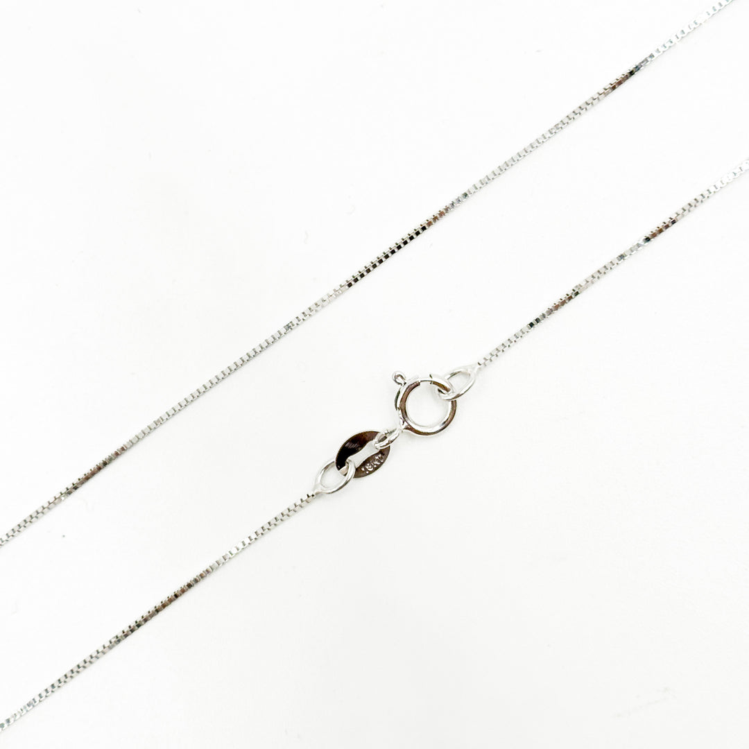 040VEDWG18K. 18K Solid White Gold Box Chain