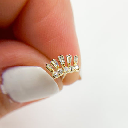 EFD54271. 14k Solid Gold Diamond Stud Earrings