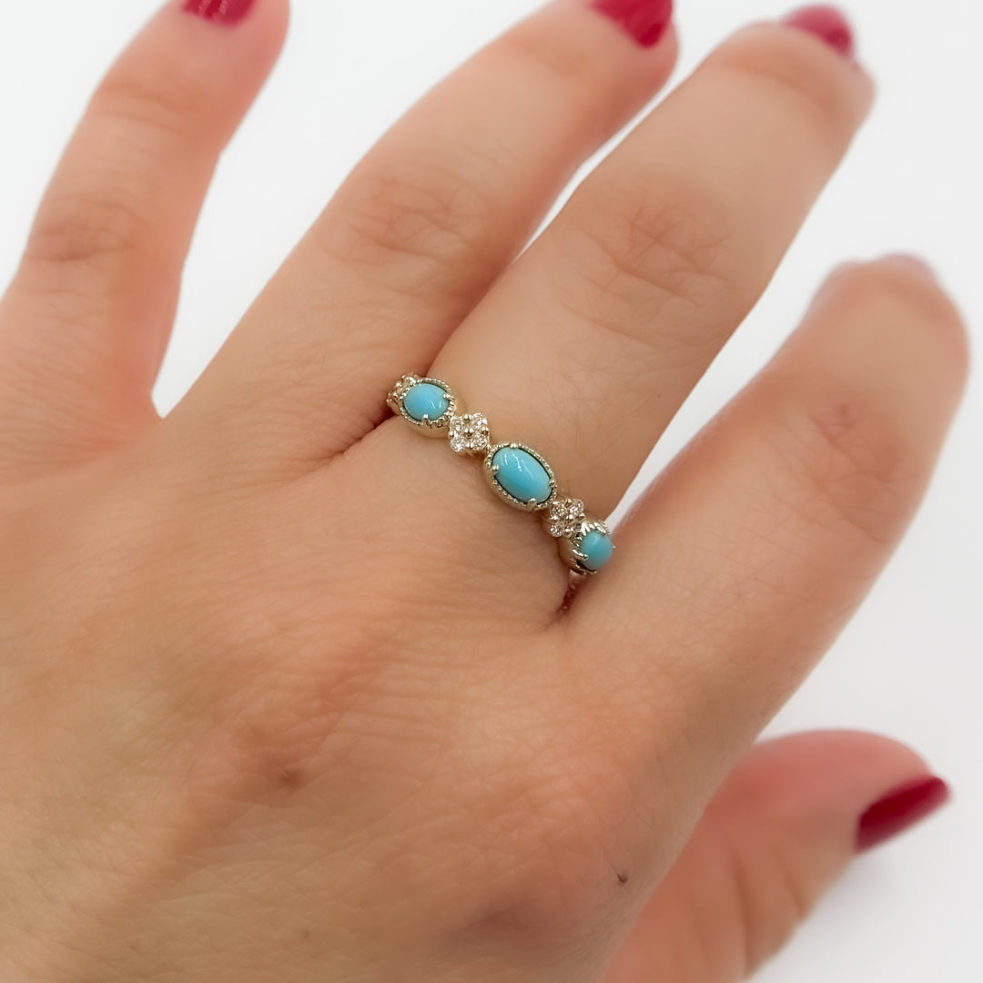 CR97067TQ5X3. 14K Solid Yellow Gold Diamond and Turquoise Band Ring