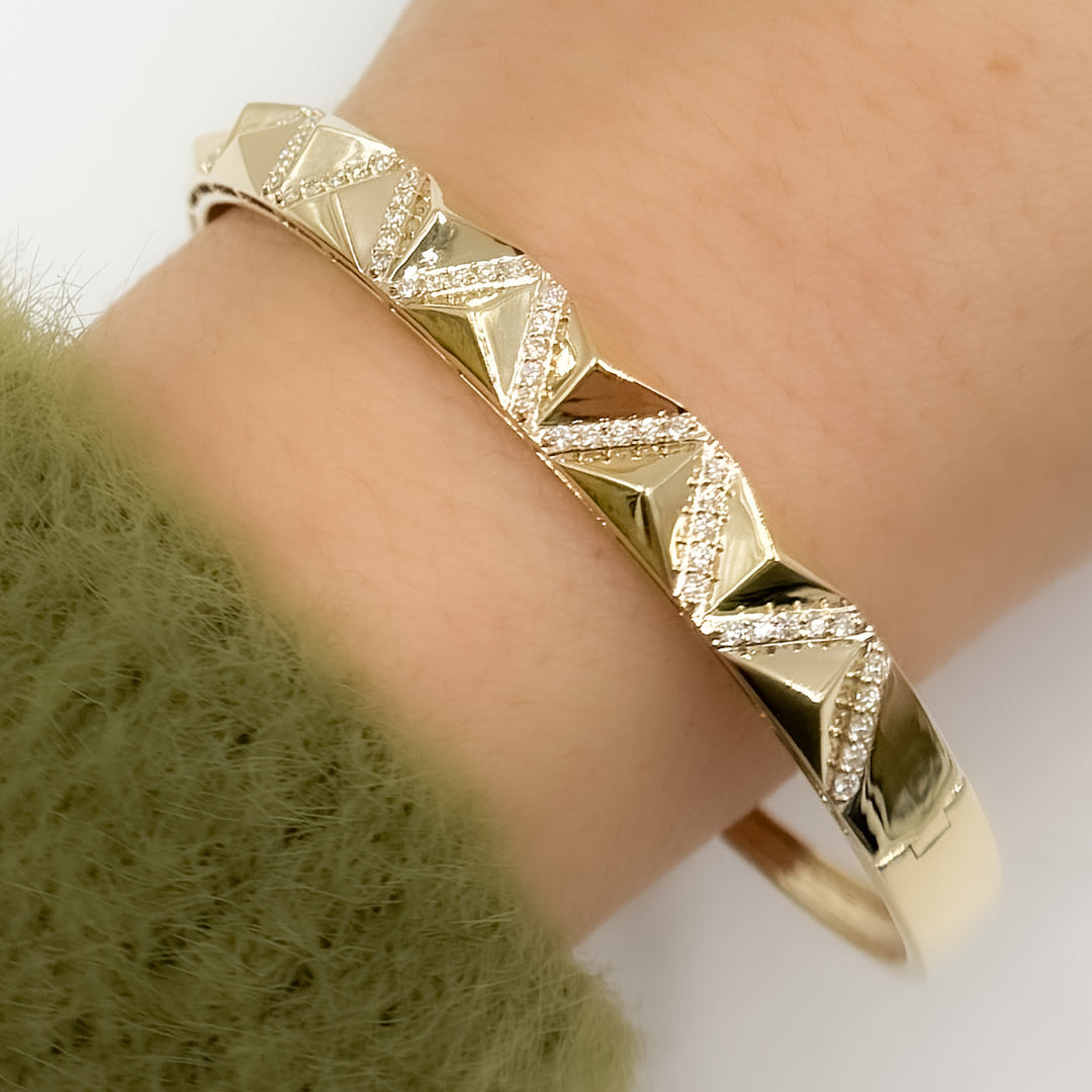 DBG00351. 14K Solid Gold Diamond Bangle