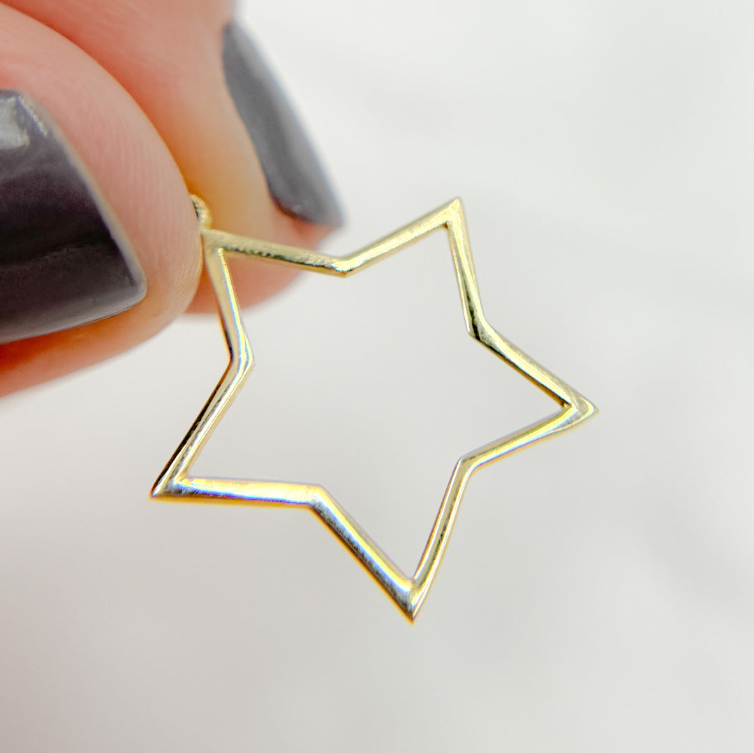 GDP099. 14K Solid Gold Star Charm