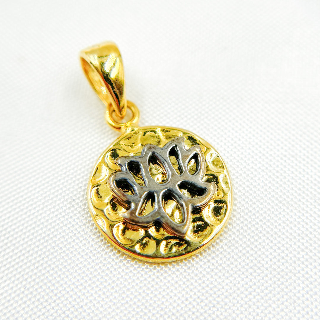 DC993. Sterling Silver Round Lotus Charm