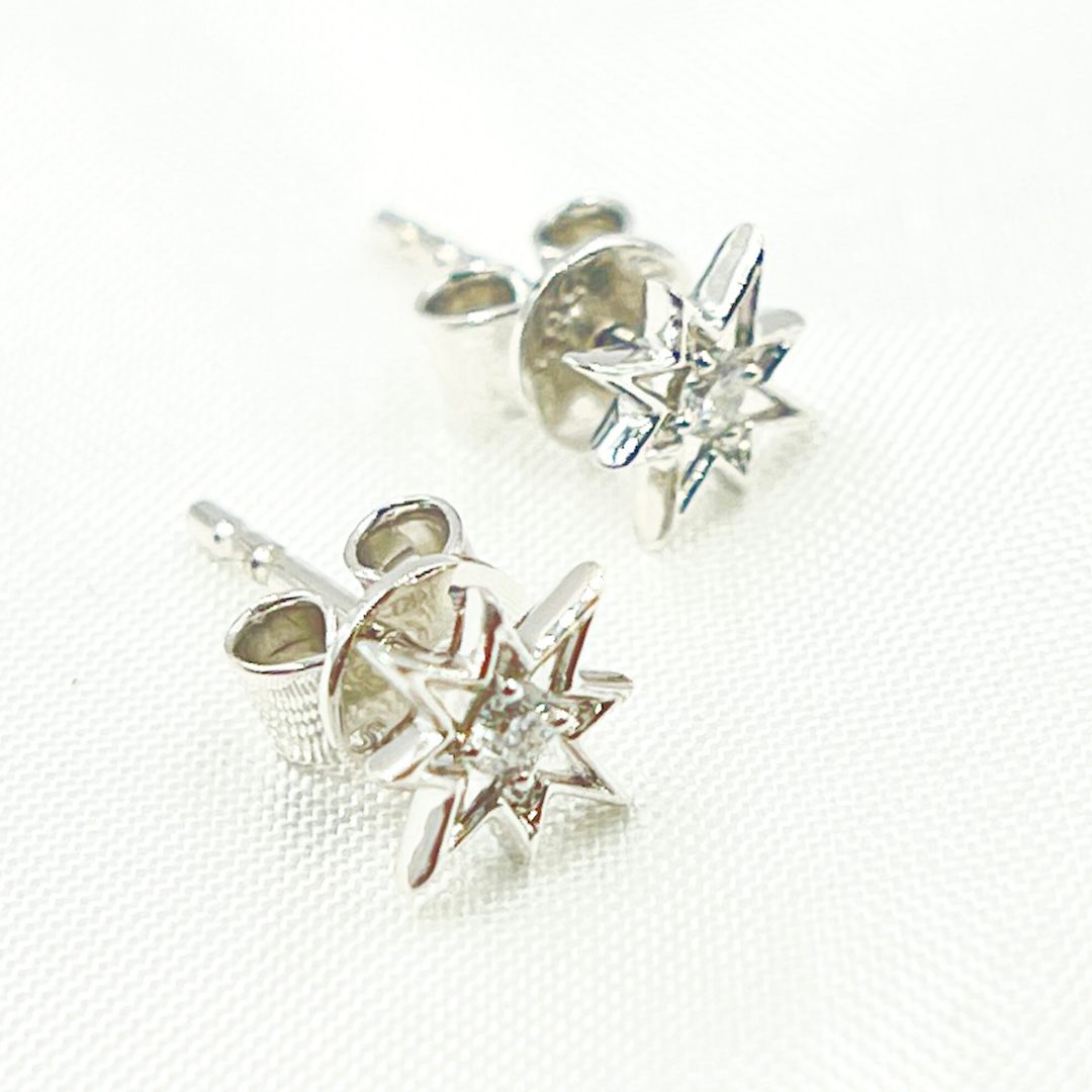 ER413159W. 14K Solid White Gold Star Diamond Studs