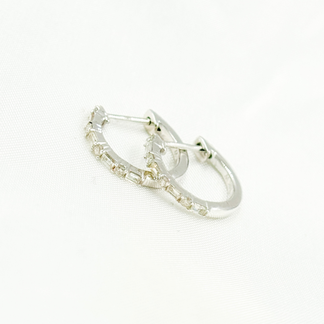 14k Solid Gold Baguette Hoops. EHD57037W