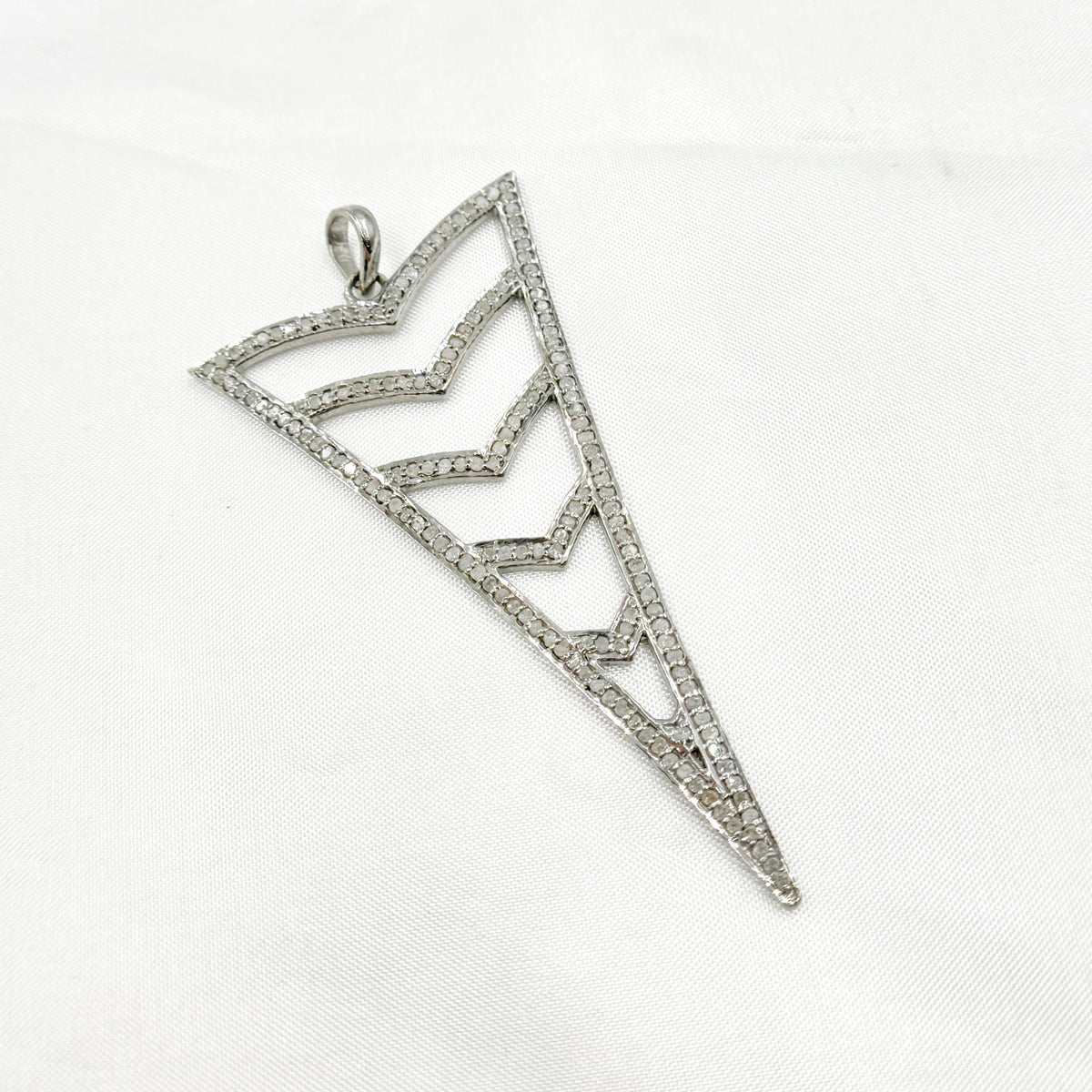 DP051. Diamond Sterling Silver Arrow Head Pendant