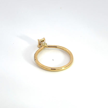 14K Solid Gold Diamond Ring.