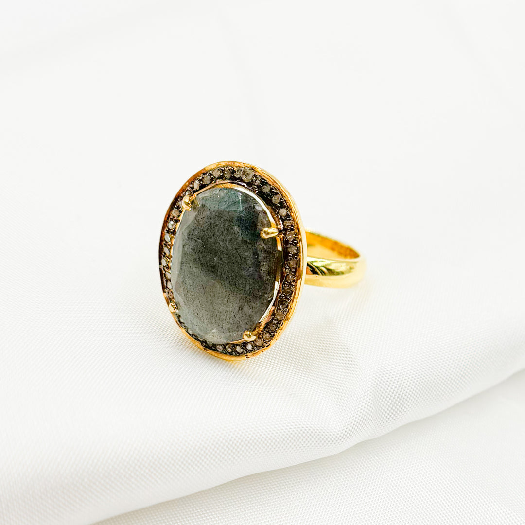 DE018. Diamond Sterling Silver Labradorite Oval Ring