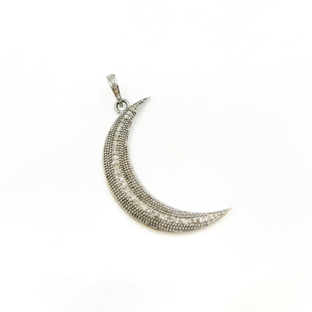 DP101. Diamond Sterling Silver Moon Pendant