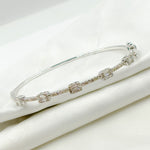 Load image into Gallery viewer, 14K White Solid Gold Diamond Bracelet. BNL68167
