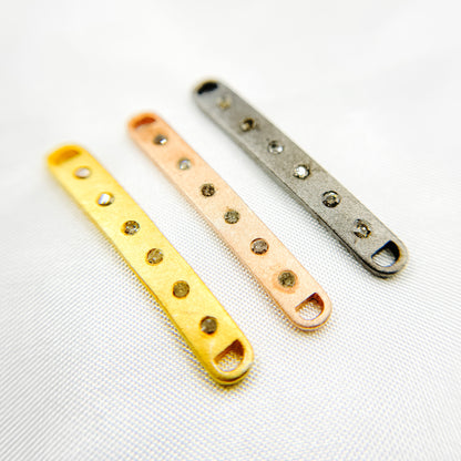 DC976. Diamond Sterling Silver Long Oval Connector