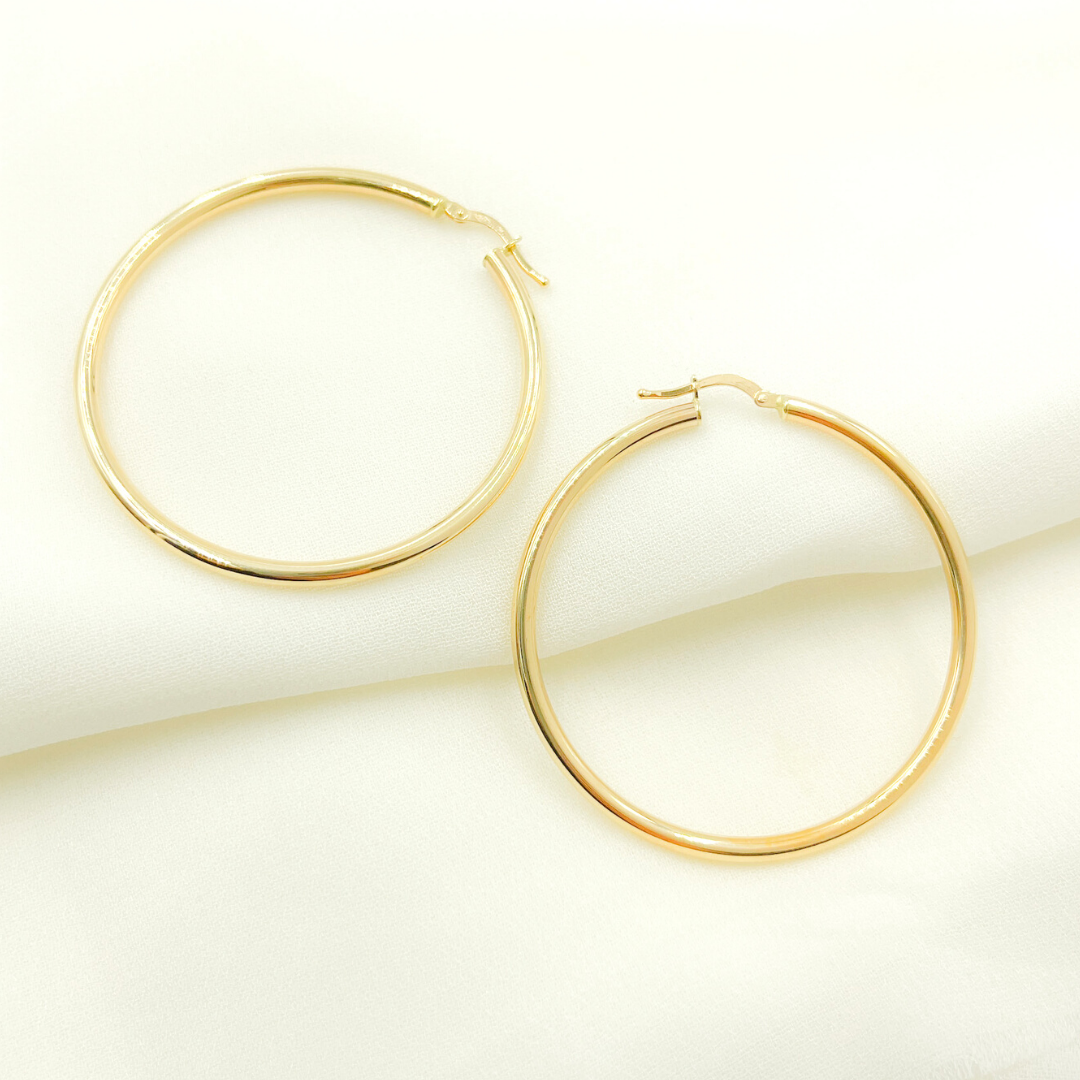 GER82. 14K Solid Gold Hollow Hoop Earrings