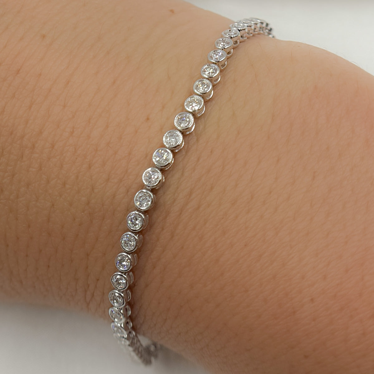 BTO65183. 14k Solid Gold Diamond Tennis Bracelet