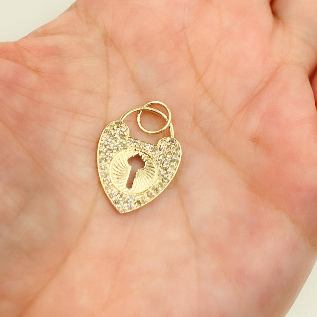 14K Solid Gold Diamond Heart Charm. GDP196