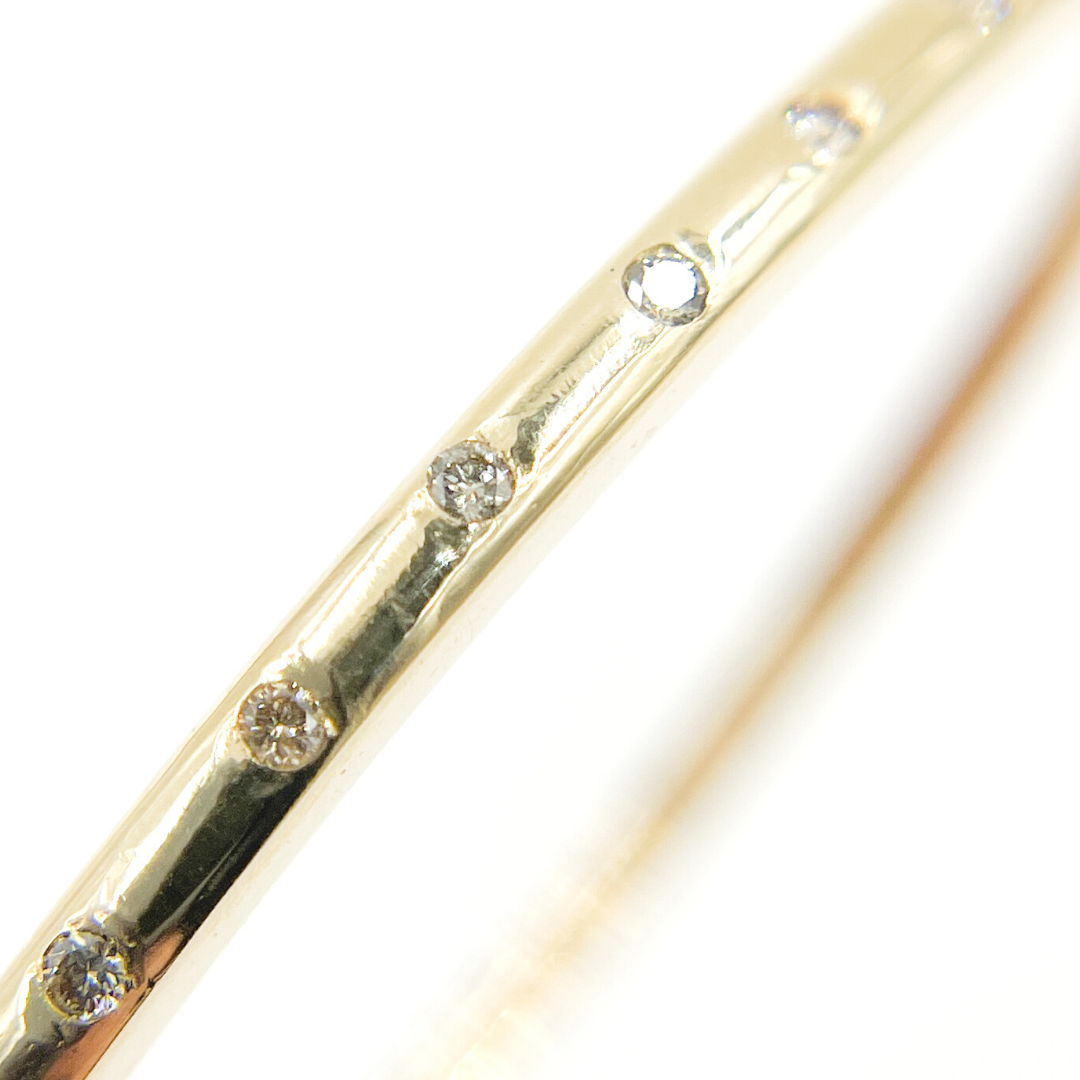 14K Solid Gold Diamonds Bangle. KG94