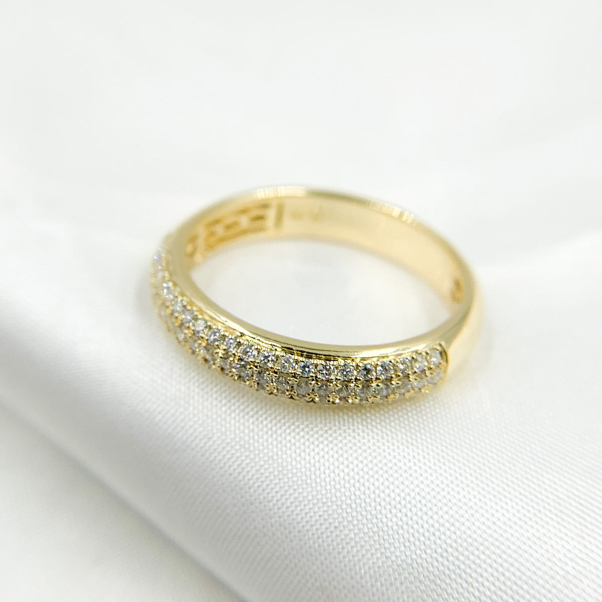 14K Solid Gold Diamond Band Ring.
