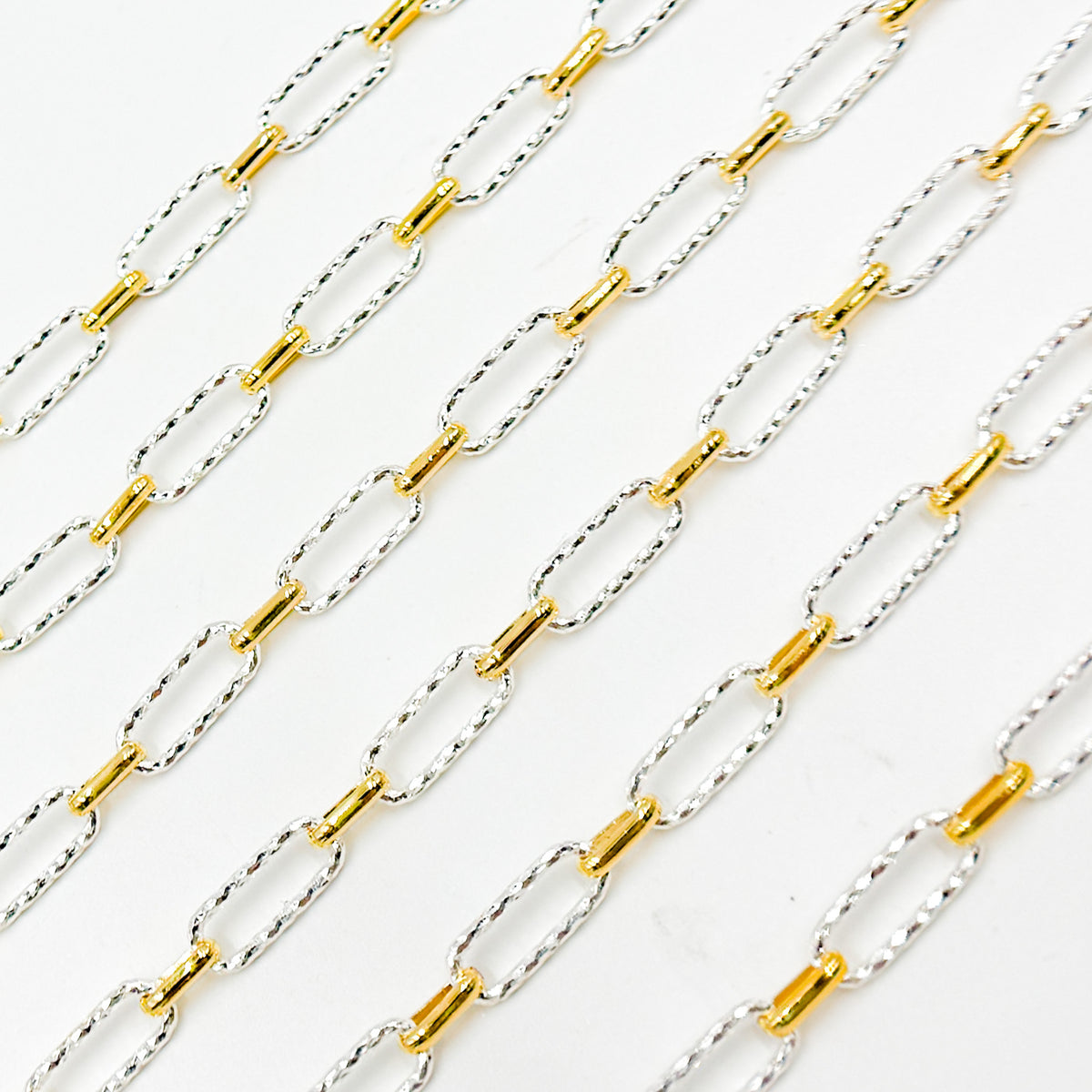 V309TT. Gold Filled and Silver Mixed Link Long and Short Chain - Smooth & Diamond Cut Links