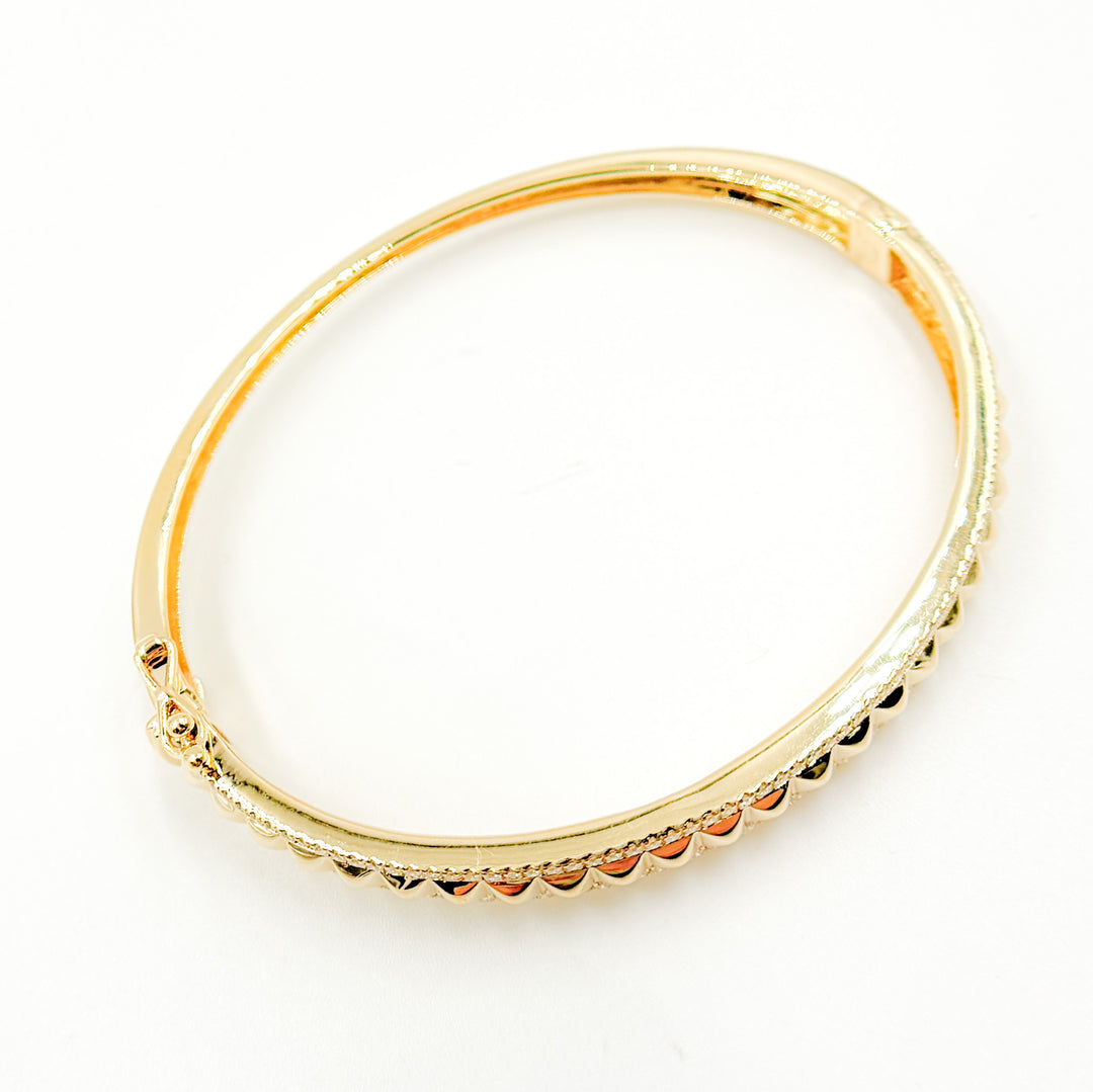 BNI68581. 14K Solid Gold Diamond Bangle