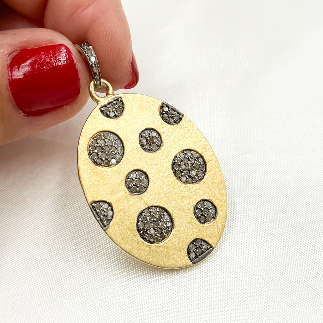 DP399. Diamond Sterling Silver Oval Pendant