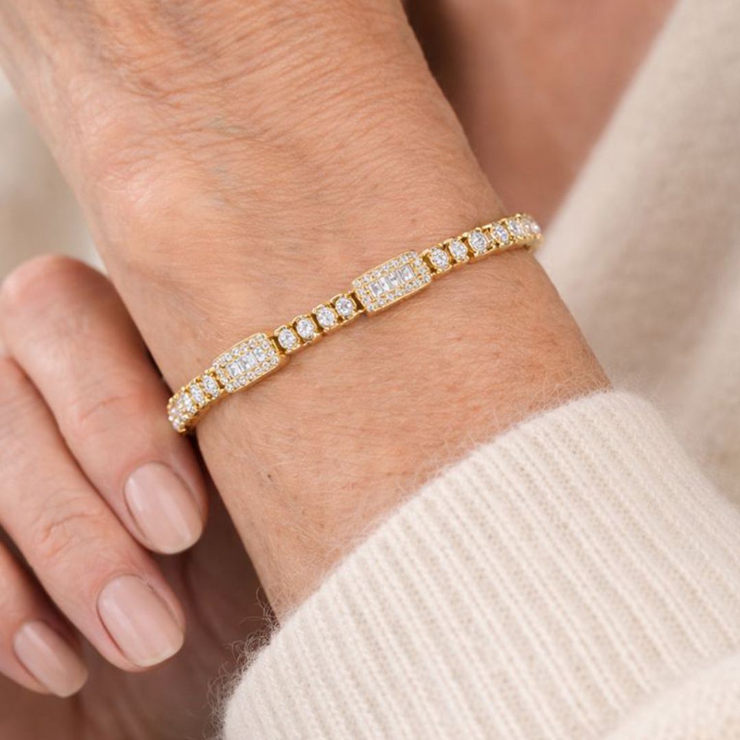 BFO60910. 14K Solid Gold Diamond Tennis Bracelet
