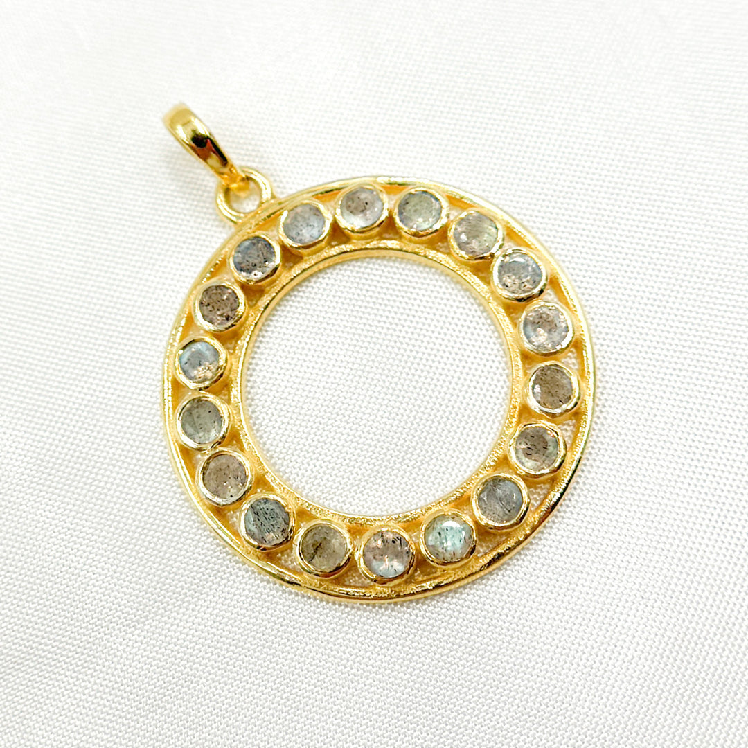 DSP040. Sterling Silver Round Pendant with Gemstone