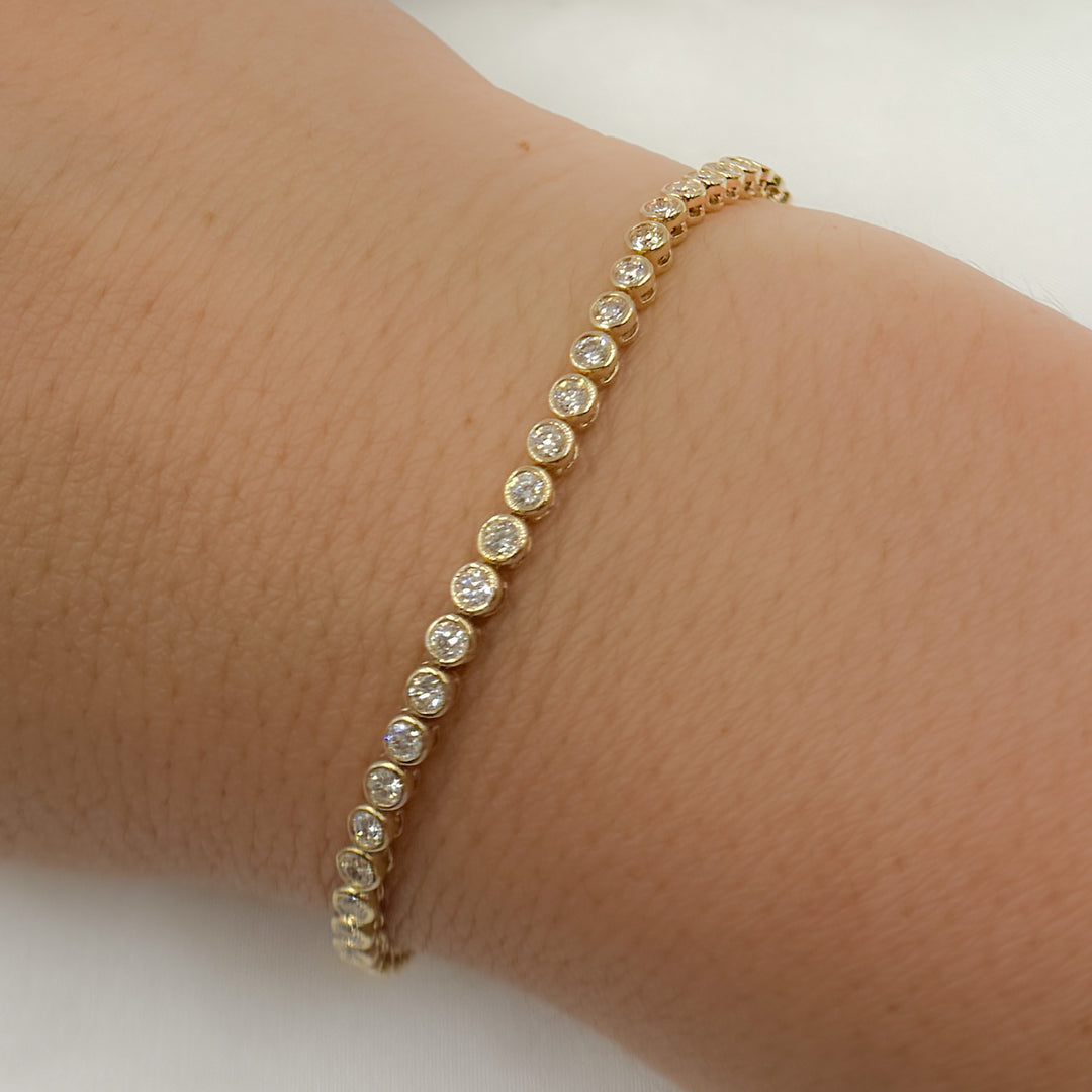 14k Solid Gold Diamond Tennis Bracelet. BTO65183