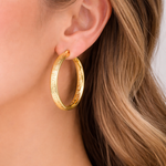 Load image into Gallery viewer, GER57. 14K Gold Hollow Flat Round Hoop Earrings with Texture
