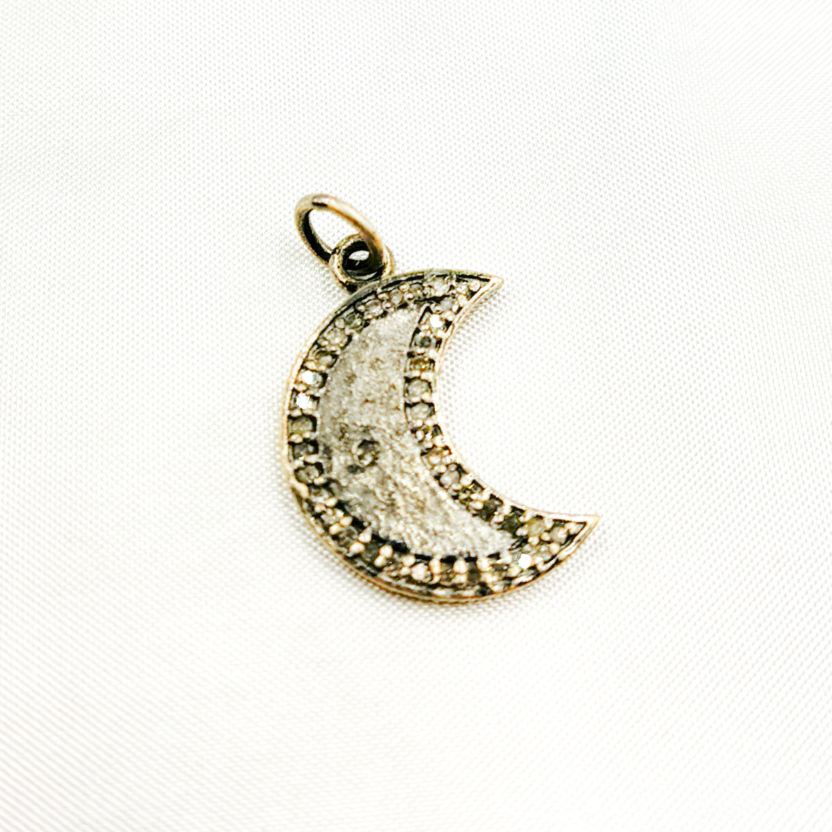 DC073. Diamond Sterling Silver Moon Pendant