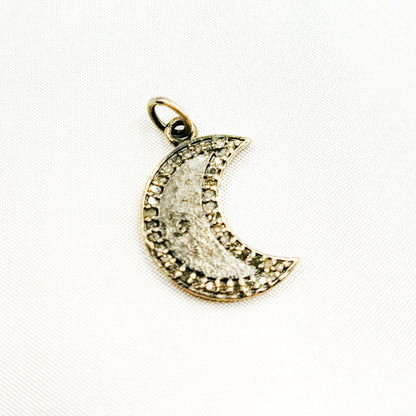 DC073. Diamond Sterling Silver Moon Pendant
