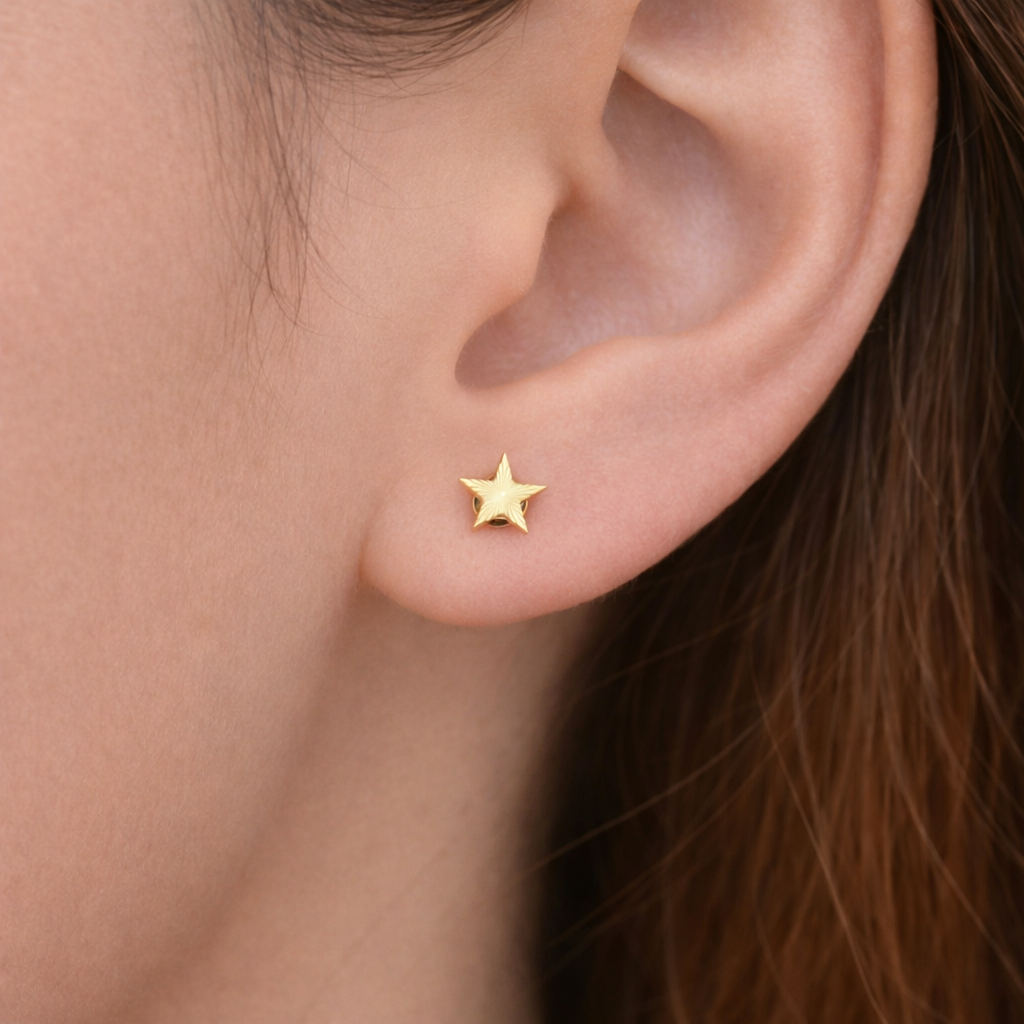 EFZ53581. 14K Solid Gold Star Stud Earrings