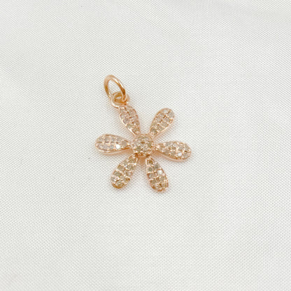 DC449. Diamond Sterling Silver Flower Pendant
