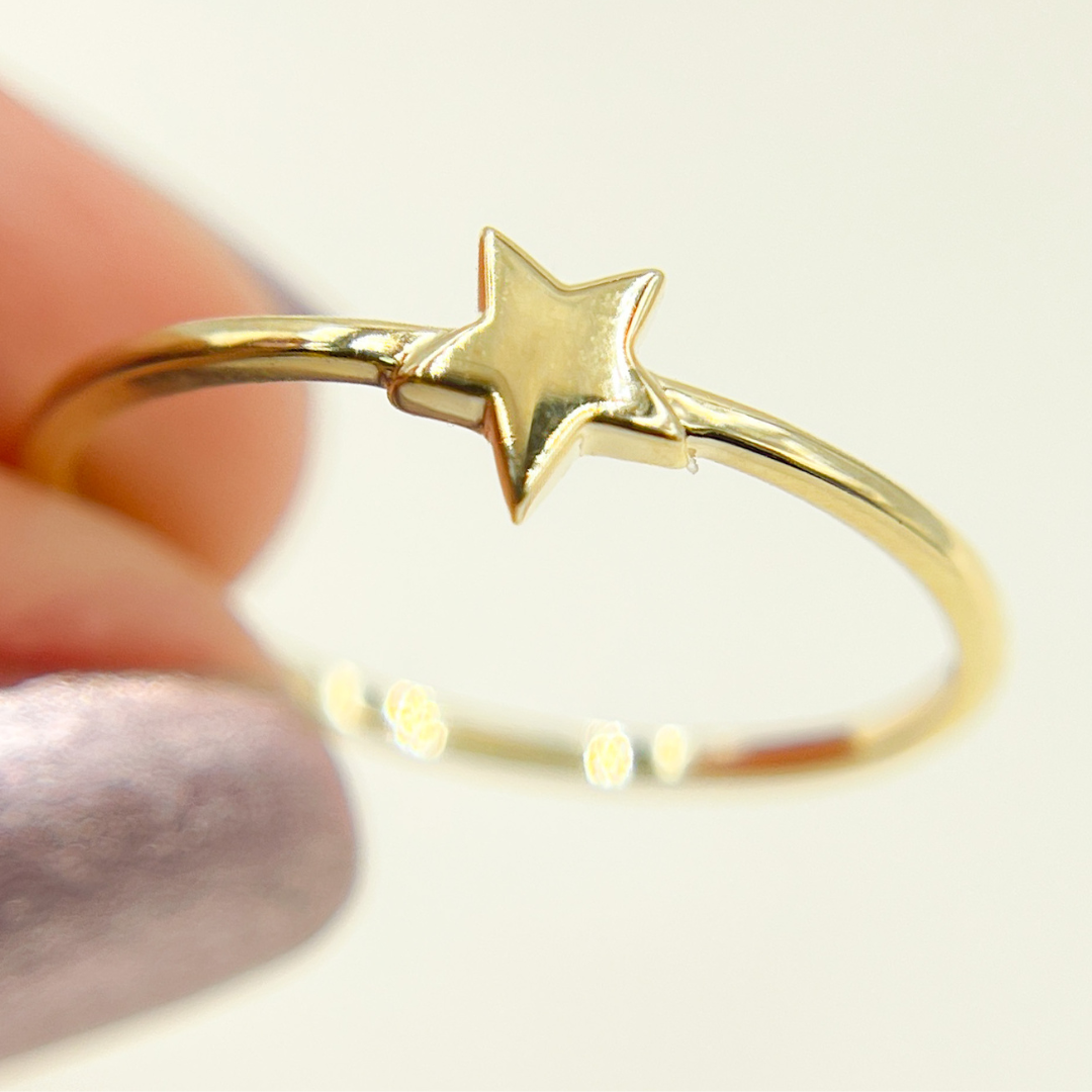 14K Gold Star Ring. RFZ17548