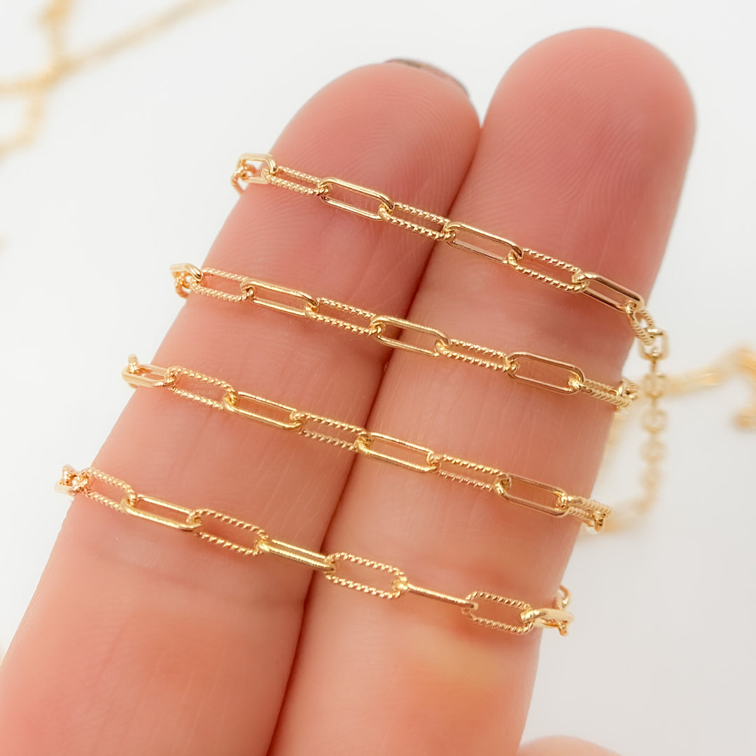 V298GF. 14k Gold Filled Textured & Smooth Paperclip Link Chain